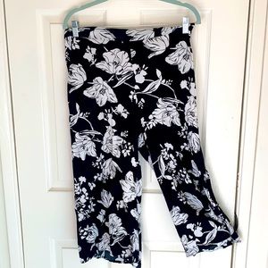 Cotton on Medium wide leg crop pant, black and white floral